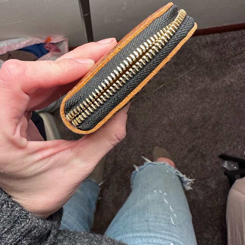 Portland Leather Goods Small Zip Wallet - Picture 5 of 6
